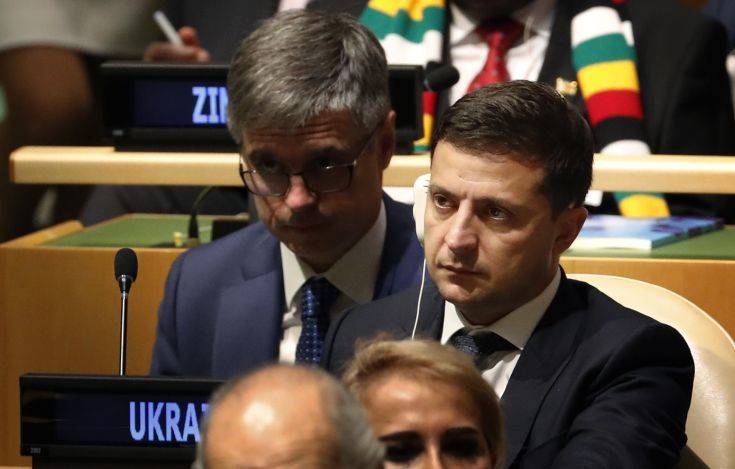 «Ουδείς με πίεσε» λέει ο Ουκρανός πρόεδρος Ζελένσκι