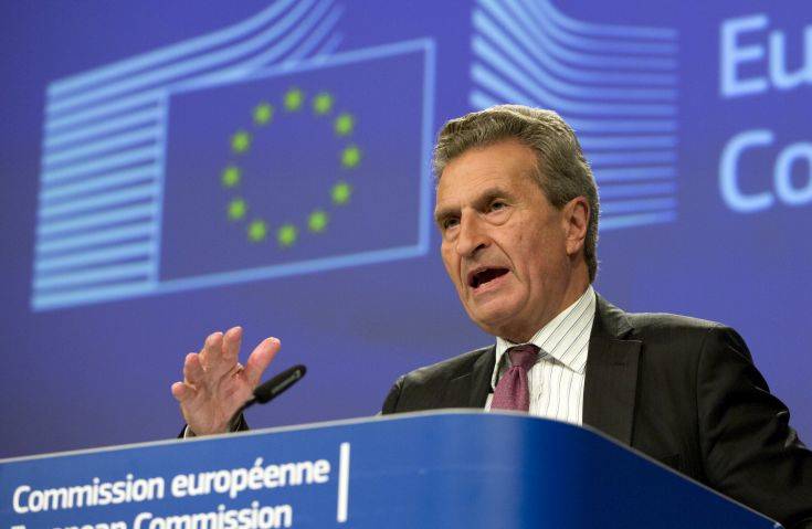 Έτινγκερ: Μπορεί κανείς να επενδύσει στην Ελλάδα, η κυβέρνηση είναι αξιόπιστη