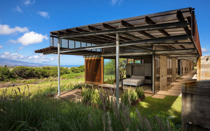 Το σπίτι στη Χαβάη που θέλει να αγκαλιάσει το αφιλόξενο τοπίο