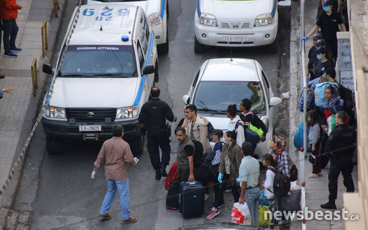 Εκκένωση κτιρίου στα Εξάρχεια: Σε σύλληψη μετατράπηκε η προσαγωγή του φωτορεπόρτερ