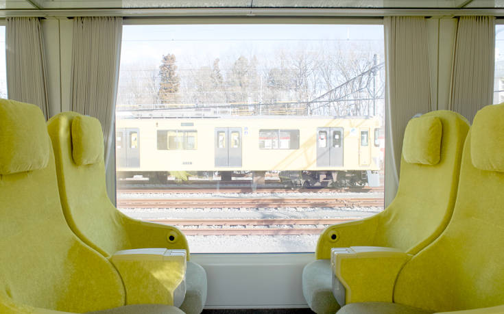 Ταξίδι με τρένο σαν να βρίσκεστε στο σαλόνι του σπιτιού σας