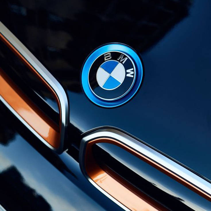 BMW: Κόβει 6.000 θέσεις εργασίας χωρίς απολύσεις