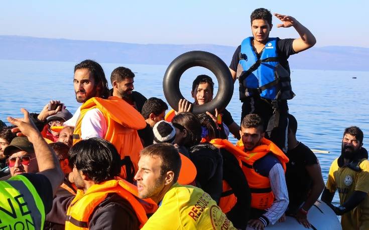 «Οι ροές μεταναστών στο Αιγαίο αυξάνονται, μαζί και η πίεση στη Μέρκελ»