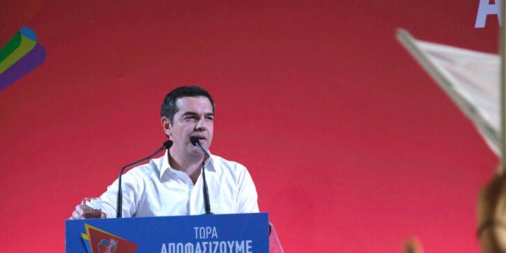 Ο Αλέξης Τσίπρας σχολιάζει την απόφαση του Μητσοτάκη για το ασυμβίβαστο βουλευτή και υπουργού