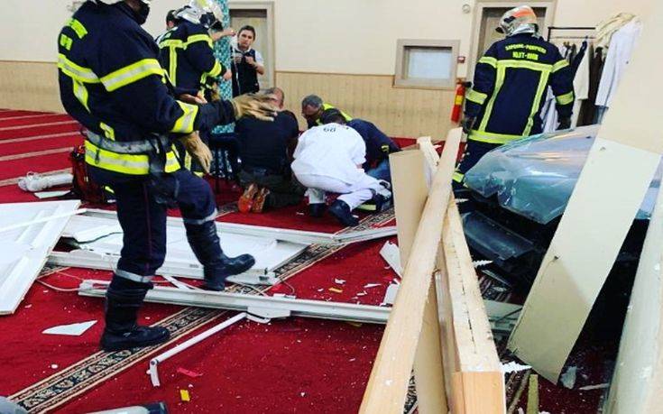 Γαλλία: Οδηγός έριξε το αυτοκίνητό του στο Μεγάλο Τέμενος του Κολμάρ