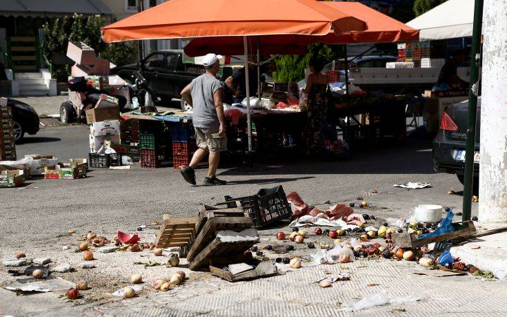 Εικόνες από τη λαϊκή αγορά στην Ηλιούπολη που έγινε το τροχαίο