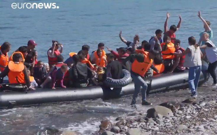 Πρώτη η Ελλάδα στις αφίξεις μεταναστών, ασφυξία στα νησιά
