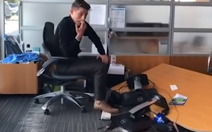 Όλοι έχουν μια κακή μέρα στη δουλειά