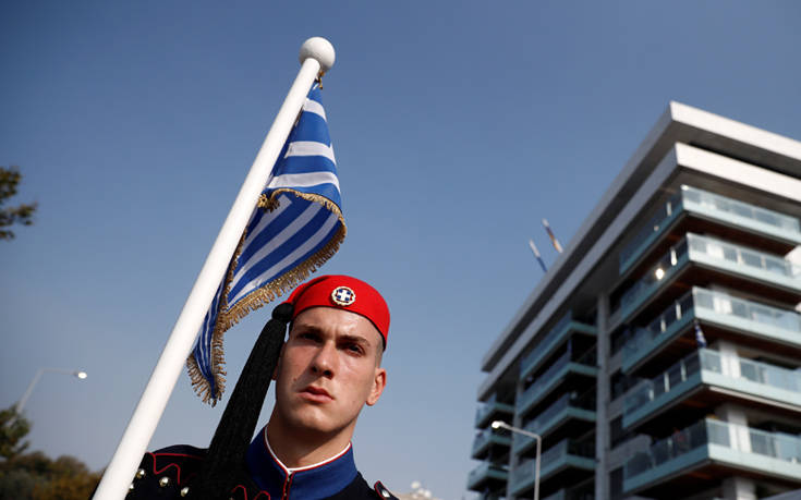 28η Οκτωβρίου – Καστοριά: Μόνο στρατός, σημαιοφόροι και παραστάτες