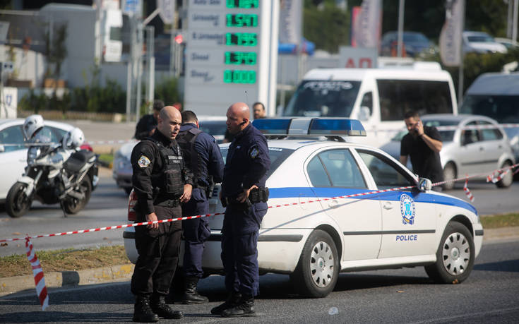 Μαφιόζικη επίθεση στο Χαϊδάρι: Αστυνομικοί πυροβόλησαν τους δράστες που γάζωσαν τον επιχειρηματία