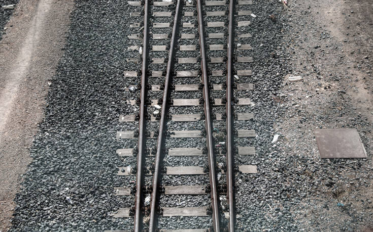Εικόνες από το τρένο που εκτροχιάστηκε στην Πάτρα