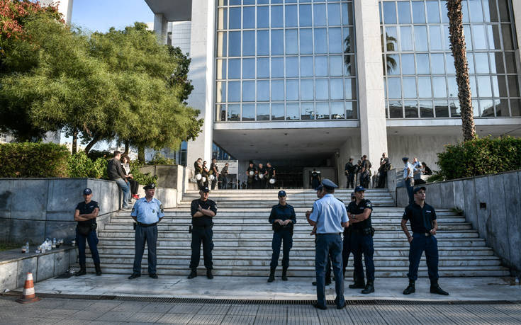 Δίκη Χρυσής Αυγής: Εκδήλωση της Ελληνικής Ένωσης για τα Δικαιώματα του Ανθρώπου ενόψει της απόφασης