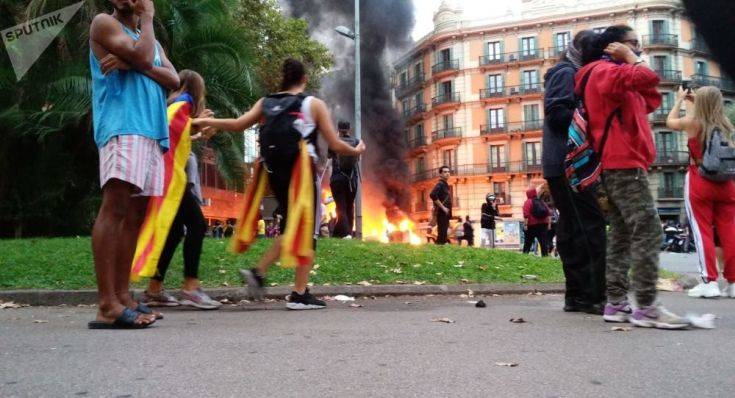 Ισπανία: Ογκώδης διαδήλωση των υπέρμαχων της ενότητας