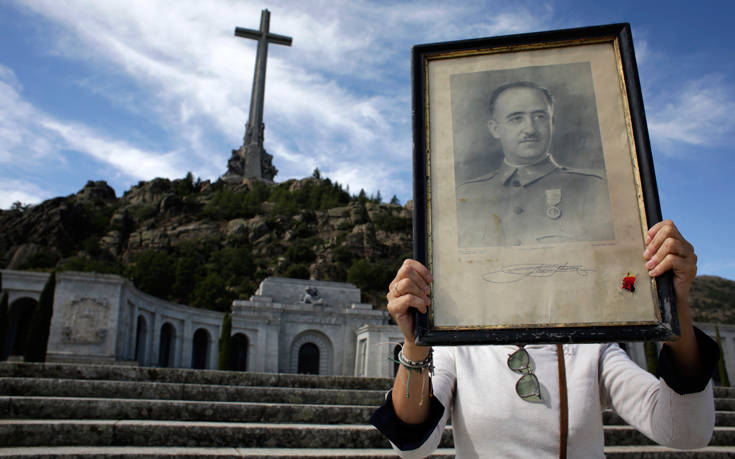 Ξεθάβεται η σορός του Φράνκο από την Κοιλάδα των Πεσόντων