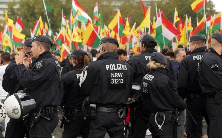 Μετριοπάθεια ζητά το Βερολίνο μετά τις συγκρούσεις Τούρκων και Κούρδων στη Χέρνε