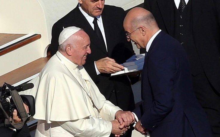 Τετ α τετ Νίκου Δένδια με τον Πάπα Φραγκίσκο στο Βατικανό