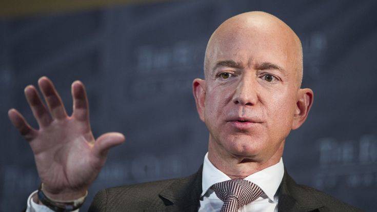 O Jeff Bezos μπήκε σε σχολική τάξη και δεν τον αναγνώρισε κανείς