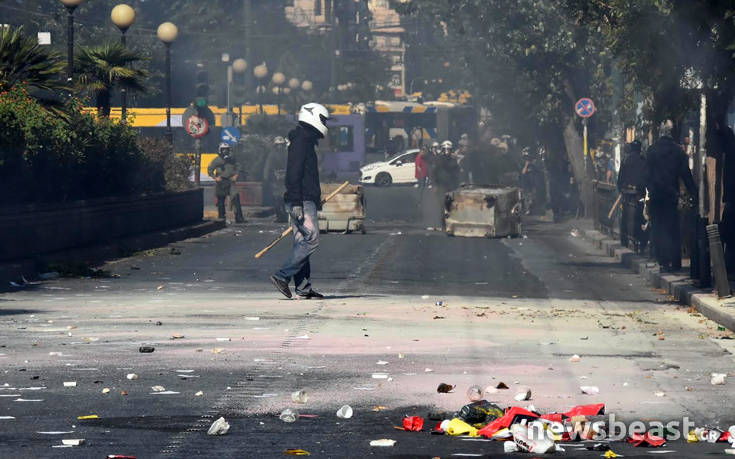 Άνοιξε η Πατησίων μετά τα επεισόδια έξω από την ΑΣΟΕΕ