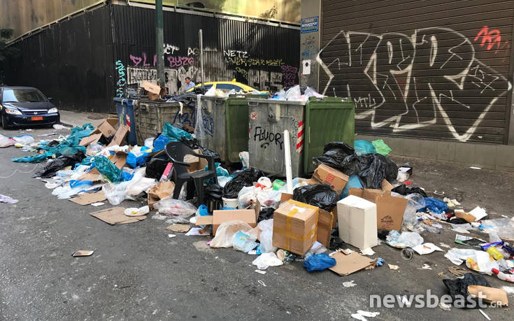 Σκουπίδια στους δρόμους της Αθήνας, σκληραίνει τη στάση της η ΠΟΕ – ΟΤΑ