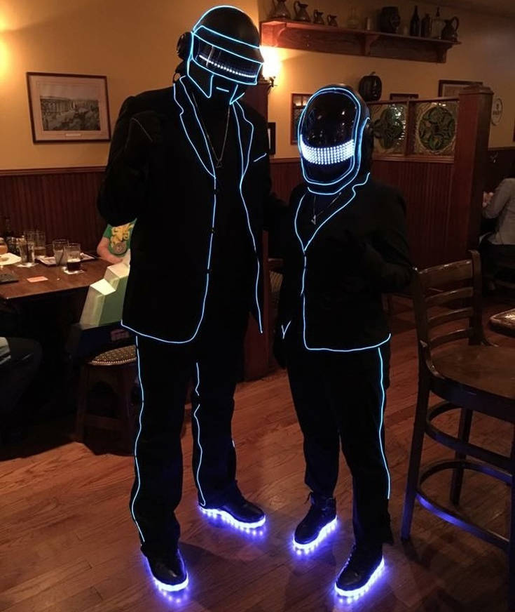 Ζευγάρια που σίγουρα ξεχώρισαν σε πάρτι Halloween