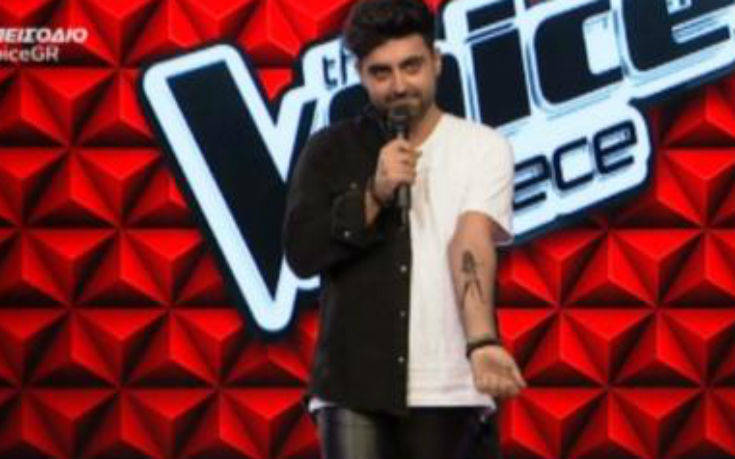The Voice: Μετά το «Ταλέντο» εμφανίστηκε στο πλατό με… τατουάζ της Παπαρίζου