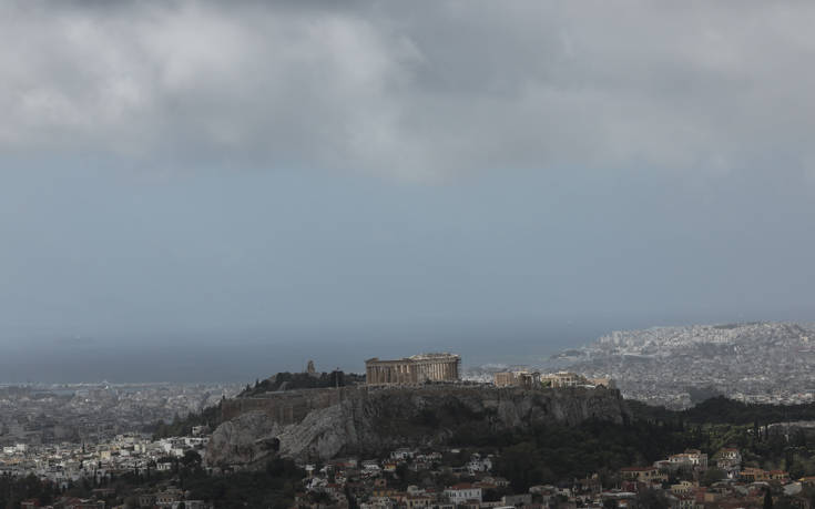 Γενικά αίθριος ο καιρός την Κυριακή με κατά τόπους ασθενείς βροχές