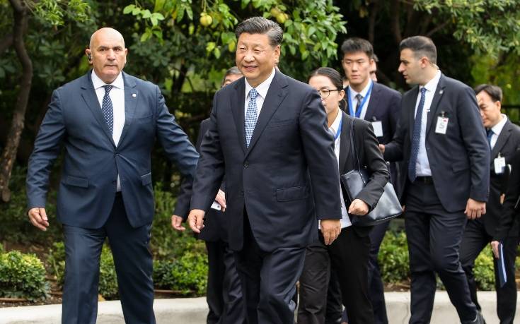 Σι Τζινπίνγκ στη συνάντηση με Παυλόπουλο: Να προωθήσουμε τις διαπολιτιστικές συναλλαγές με ανοιχτό μυαλό