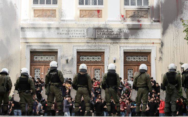 ΣΥΡΙΖΑ: Κακοποιούν φοιτητές και φοιτήτριες μέσα στις σχολές, παραβιάζουν το άσυλο