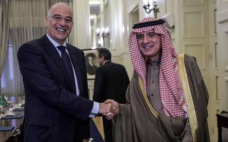 Συνάντηση Δένδια με Σαουδάραβα υπουργό Επικρατείας: Εμπόριο, επενδύσεις και συνεργασία στο επίκεντρο