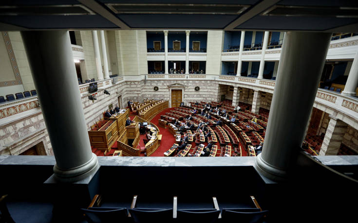 Βουλή: Ψηφίστηκαν οι ρυθμίσεις σχετικά με τη λειτουργία της «Ελλάδας 2021»