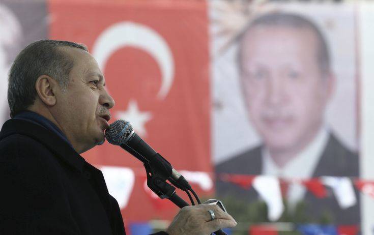 Ερντογάν: Θα ανταποδώσουμε ενδεχόμενες κυρώσεις των ΗΠΑ εναντίον μας