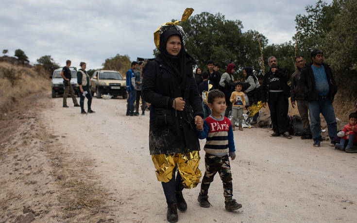 «Μειώθηκαν οι μεταναστευτικές ροές στα ελληνικά νησιά τον Οκτώβριο»