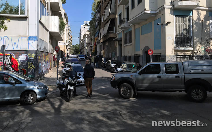 Συναγερμός για ύποπτο αντικείμενο σε εγκαταλελειμμένο κτίριο στα Εξάρχεια