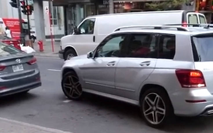 Παρκάρισμα&#8230; γολγοθάς