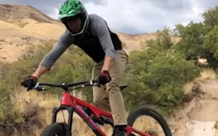 Πώς να ανοίξεις ένα μπουκάλι με ένα mountain bike