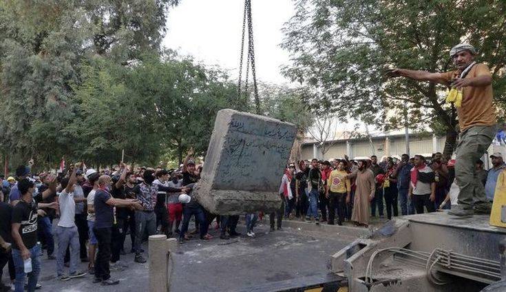 Ιράκ: Ένας νεκρός και 91 τραυματίες σε νέες συγκρούσεις διαδηλωτών – αστυνομικών
