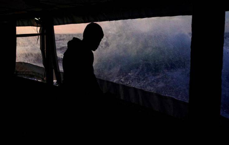 Διασωθείς μετανάστης: «Θα προτιμούσα να πεθάνω στη θάλασσα παρά να επιστρέψω στη Λιβύη»