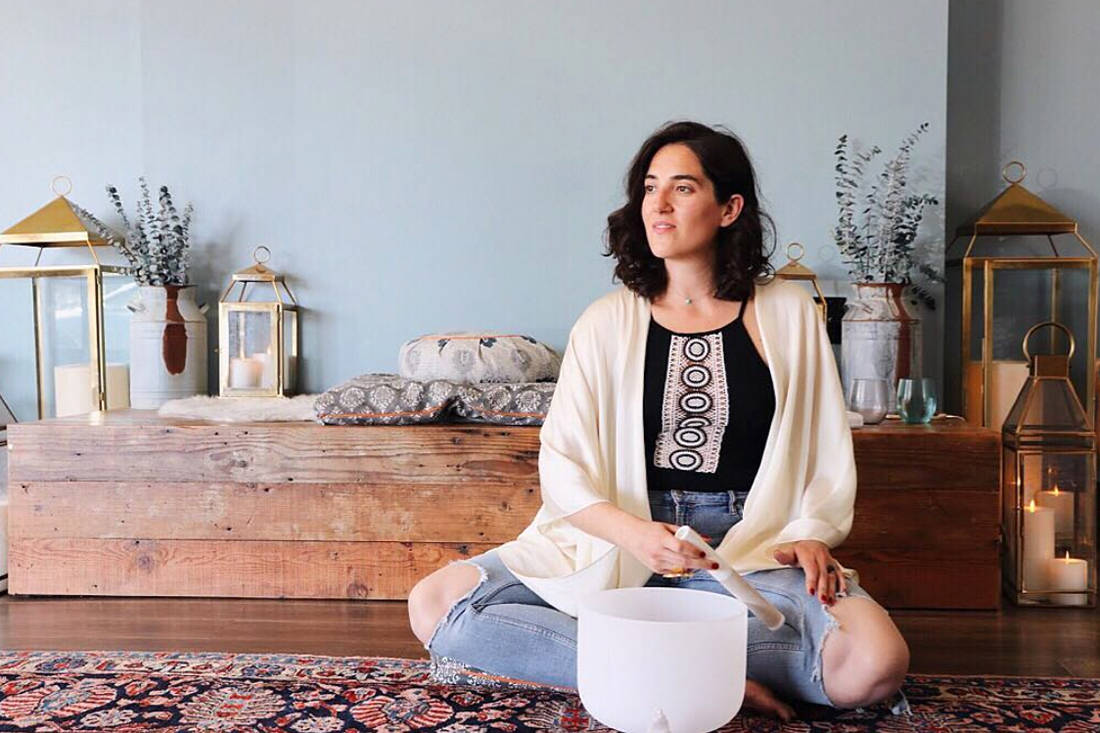 Ασπασία Κουμλή: Η Ελληνίδα empowerment coach των επωνύμων με την αστείρευτη θετική ενέργεια