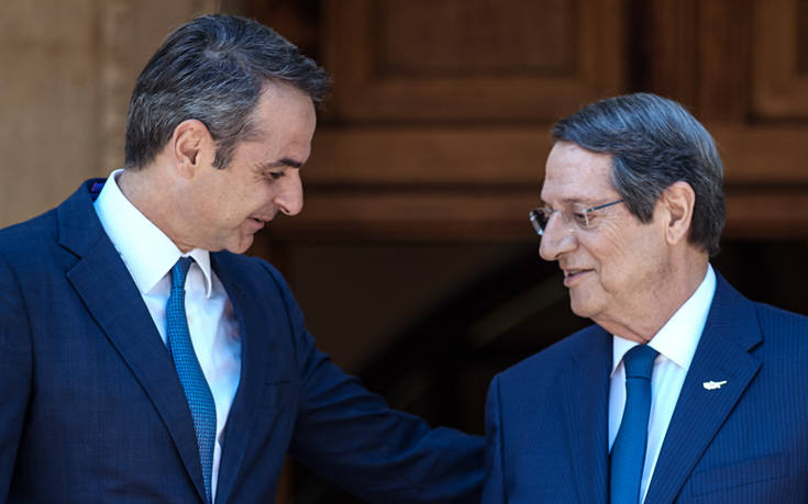 Τηλεφωνική επικοινωνία Μητσοτάκη – Αναστασιάδη για την συνάντηση με Ερντογάν