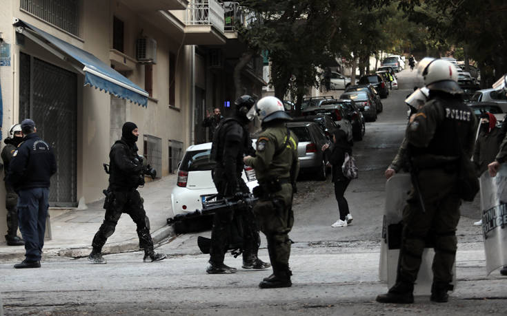Κατάληψη Κουκάκι: Συμπαράσταση της Ελληνικής Ακαδημίας Κινηματογράφου στον συλληφθέντα σκηνοθέτη