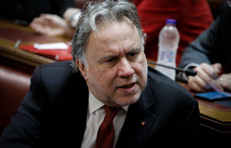 Κατρούγκαλος: Ο Μακρόν ζήτησε διάσκεψη των χωρών του Νότου για την Τουρκία – Δεν έπρεπε να το κάνει ο Μητσοτάκης;
