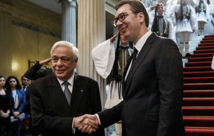 Ο Σέρβος πρόεδρος Αλεξάνταρ Βούτσιτς κατέθεσε στεφάνι στον Άγνωστο Στρατιώτη