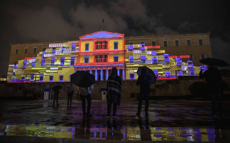 Το εντυπωσιακό 3D projection mapping στη Βουλή