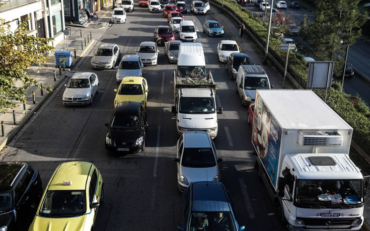 Μεσογείων: Κανονικά η κυκλοφορία των οχημάτων &#8211; Άνοιξαν όλες οι λωρίδες