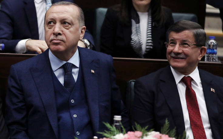 Τουρκία: Ο Αχμέτ Νταβούτογλου ανακοινώνει την ίδρυση νέου κόμματος