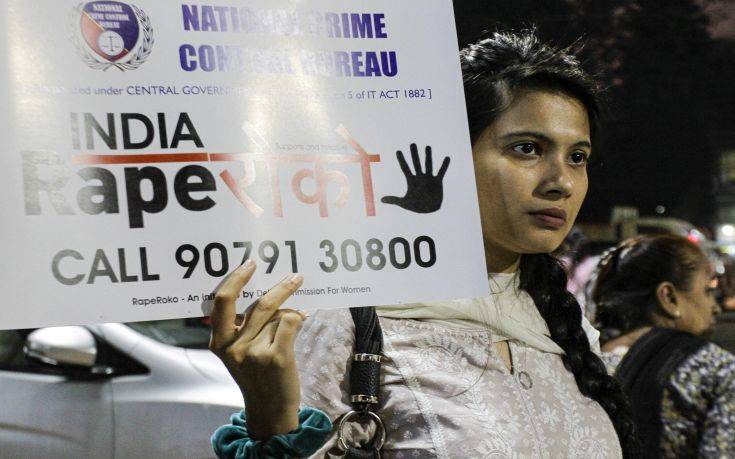 Ινδία: Πυρπόλησαν 23χρονη, θύμα βιασμού, την ώρα που πήγαινε στο δικαστήριο
