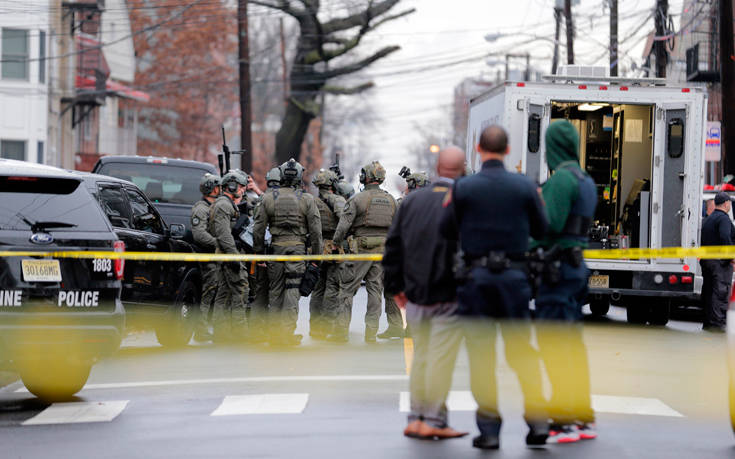 Αιματηρή ενέδρα στο Νιου Τζέρσεϊ: Ένοπλος άνοιξε πυρ, νεκρός ένας αστυνομικός