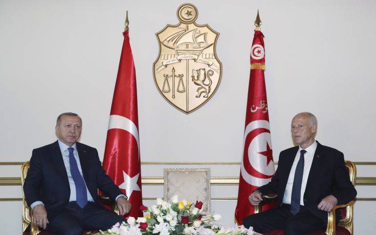 Ερντογάν: Πολύτιμη η συμβολή της Τυνησίας στην αποκατάσταση της σταθερότητας στη Λιβύη