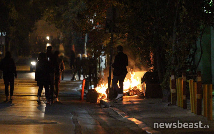 Αλέξανδρος Γρηγορόπουλος: Πετροπόλεμος, φωτιές και κυνηγητό με τα ΜΑΤ στα Εξάρχεια