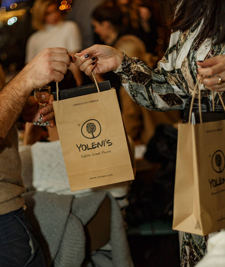 Το Roots Rakomelo Pop-Up Bar άνοιξε τις πόρτες του – Newsbeast